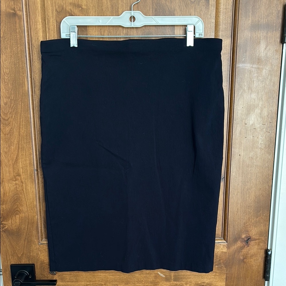 Classic navy pencil skirt